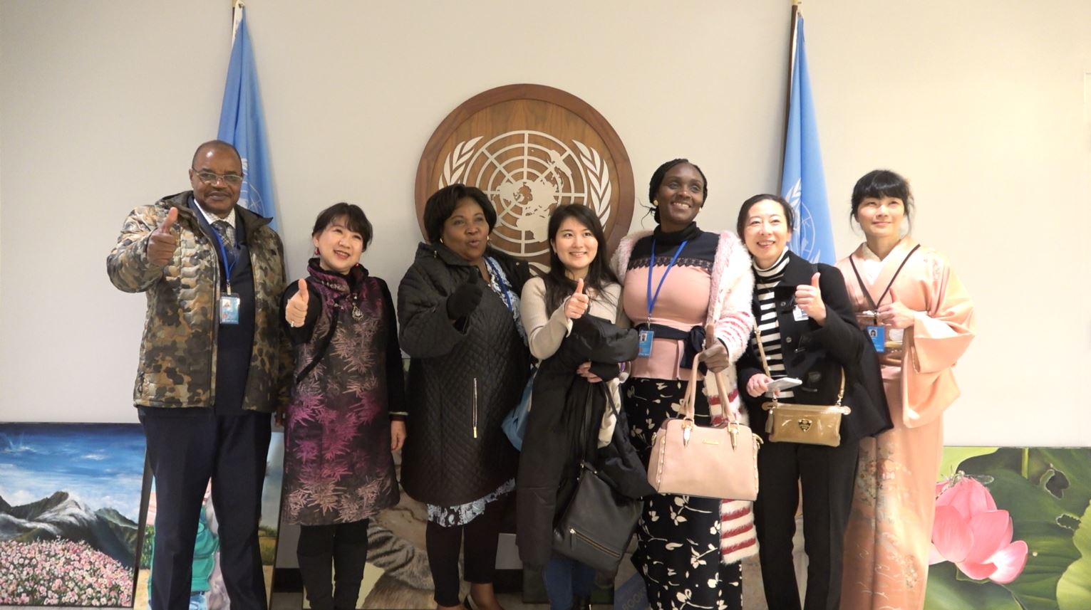 著名画家黄琯予2019联合国妇女大会csw63期间联合国总部大楼办画展